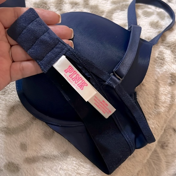 Victoria's Secret PinkWear Everywhere PushUpBra, Padded, Smoothing, Ensign (38B) - Picture 3 of 6
